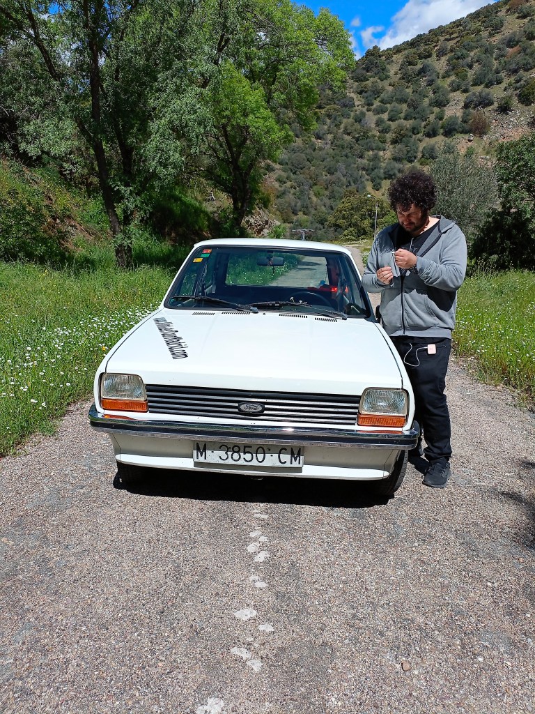 Probamos el Ford Fiesta Mk1, en su versión L. Un clásico que tuvo como referencia el Seat 127 y el Renault 5